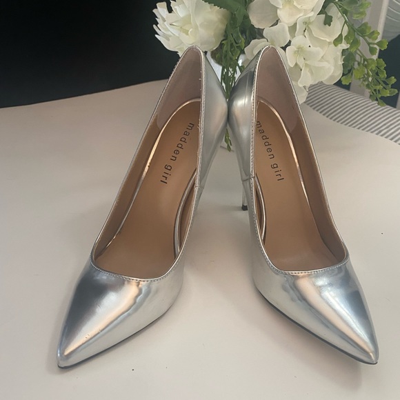Madden Girl Silver Heels - Picture 1 of 6